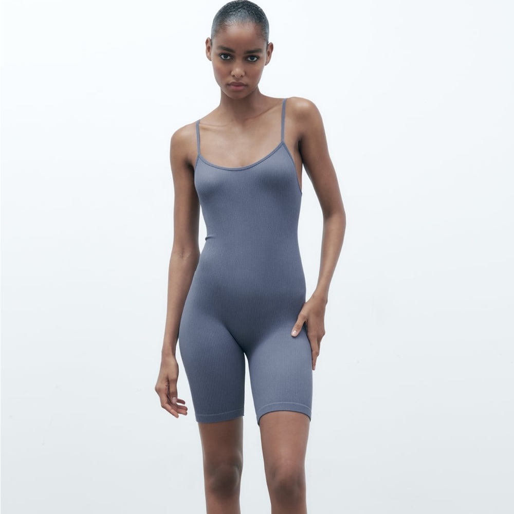 ZARA SEAMLESS SHORT JUMPSUIT